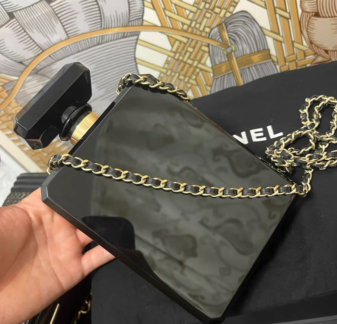 CHANEL 2013 N5 Perfume Bottle Minaudière Clutch Bag - Image 4