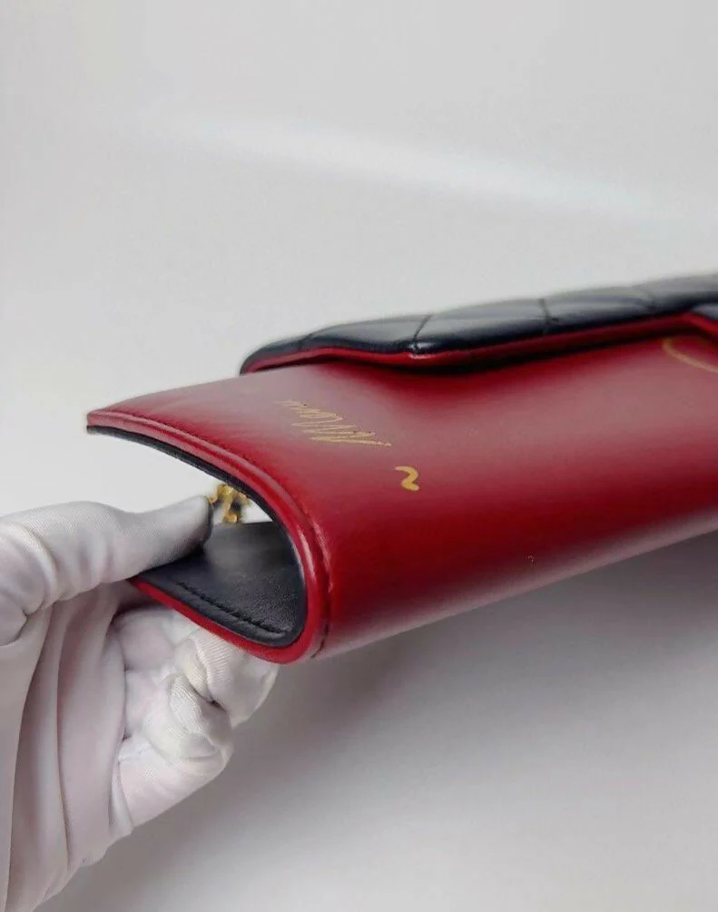 Chanel 2014 Vintage Brasserie Gabrielle Menu Clutch - Image 7