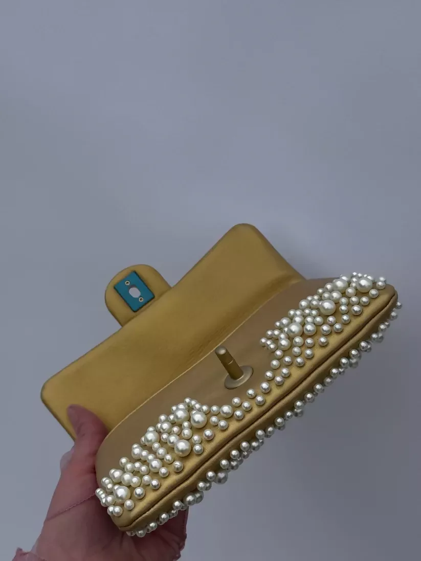 Chanel 2015 Paris–Dubai Gold Metallic Pearly Wallet on Chain - Image 6
