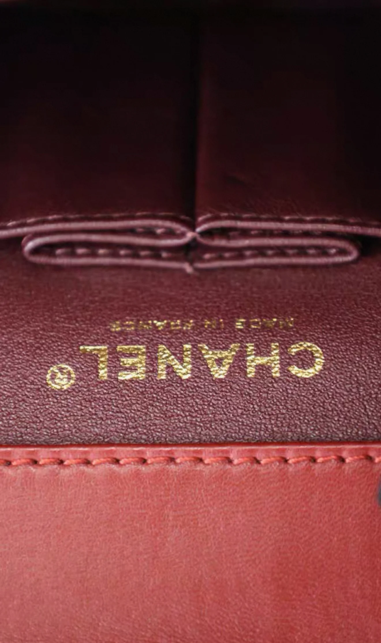 CHANEL 2015 Red Lambskin Brasserie Gabrielle Menu Clutch - Image 7