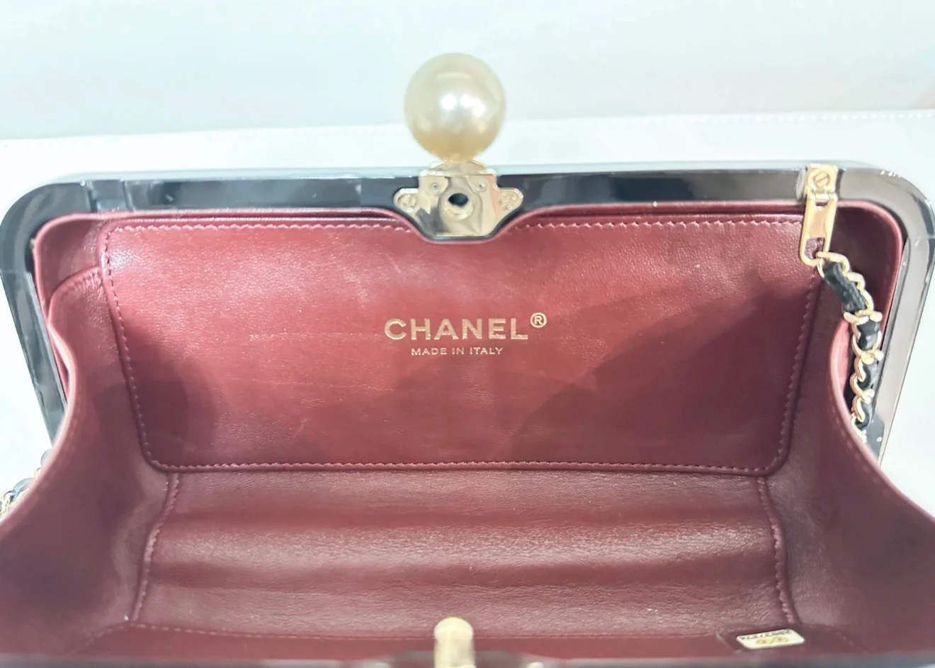 Chanel 2015 Votez Coco Black Pearl Plexiglass Minaudiere - Image 4