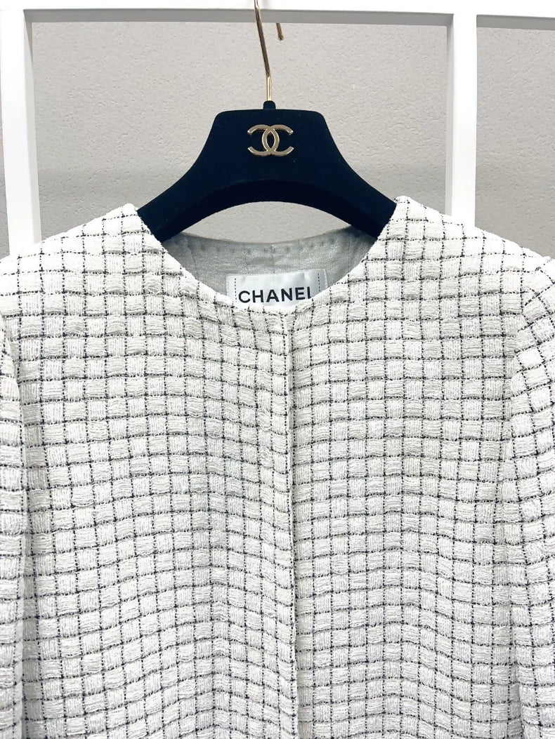 Chanel 16S White Plaid Coat - Image 3