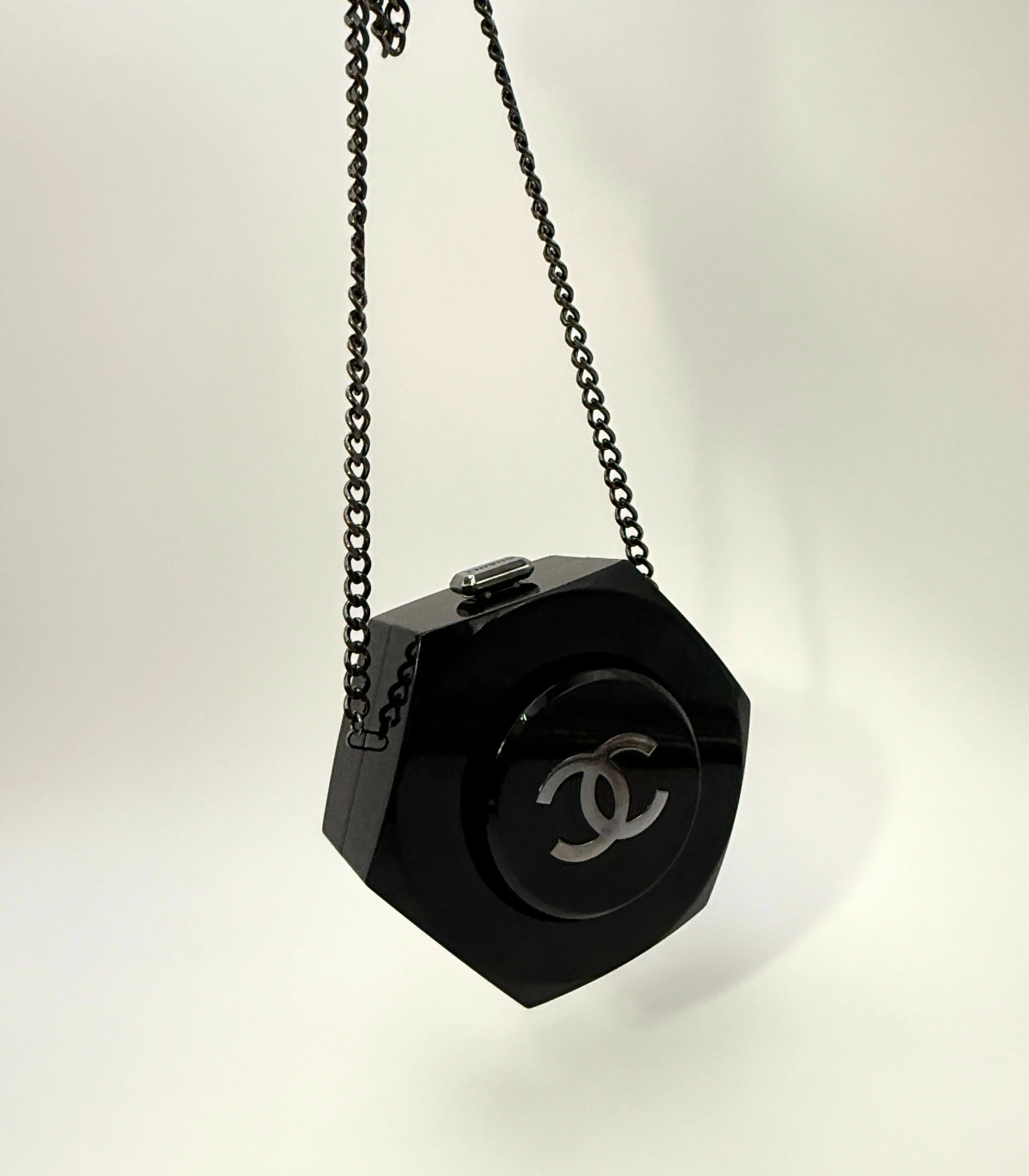 Chanel 2018 Fall/Winter Black Minaudière - Image 15