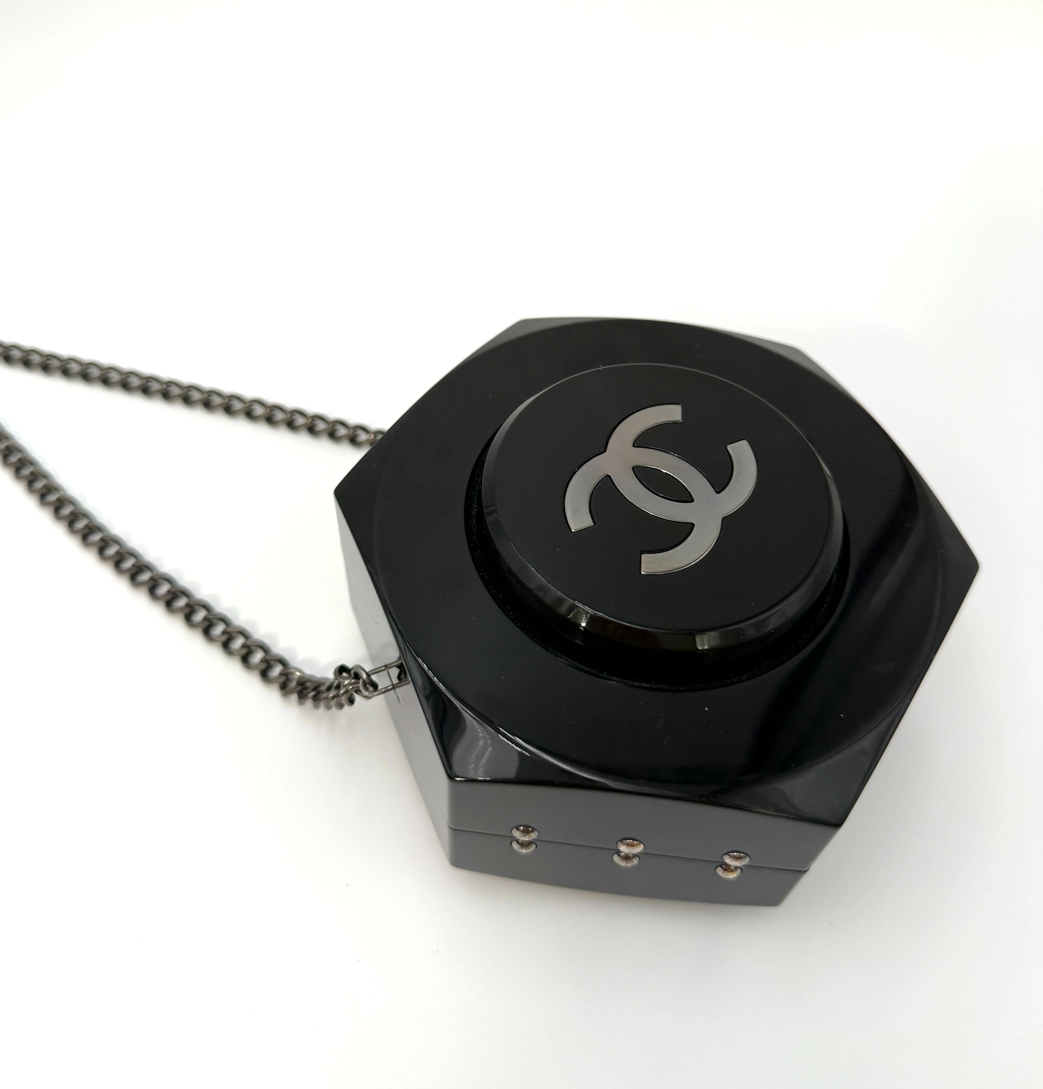Chanel 2018 Fall/Winter Black Minaudière - Image 4