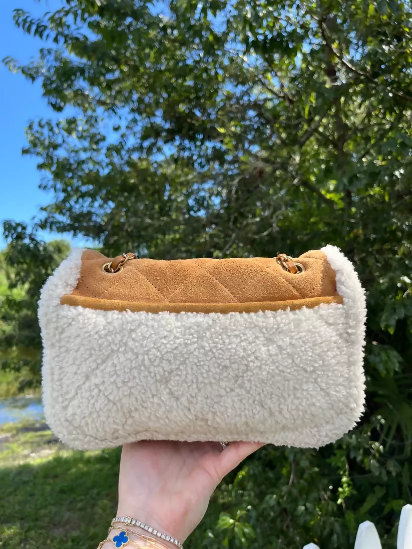 Chanel 2018 Medium Shearling Coco Neige Flap Bag - Image 2