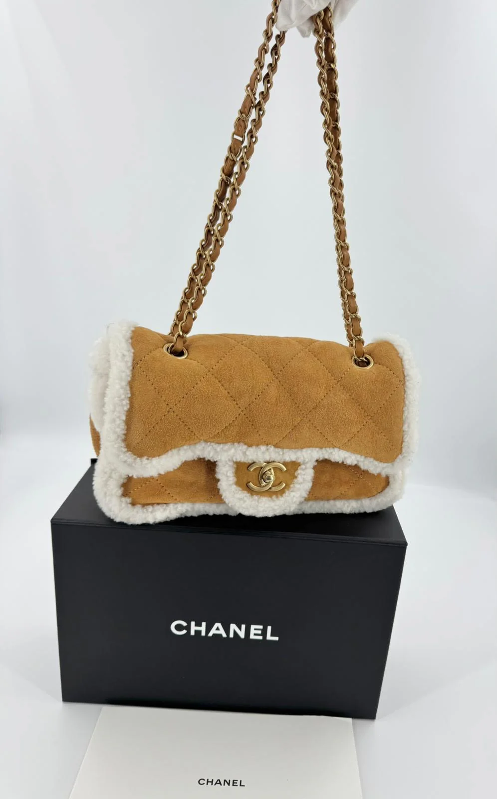Chanel 2018 Shearling Coco Neige Flap Bag - Image 20