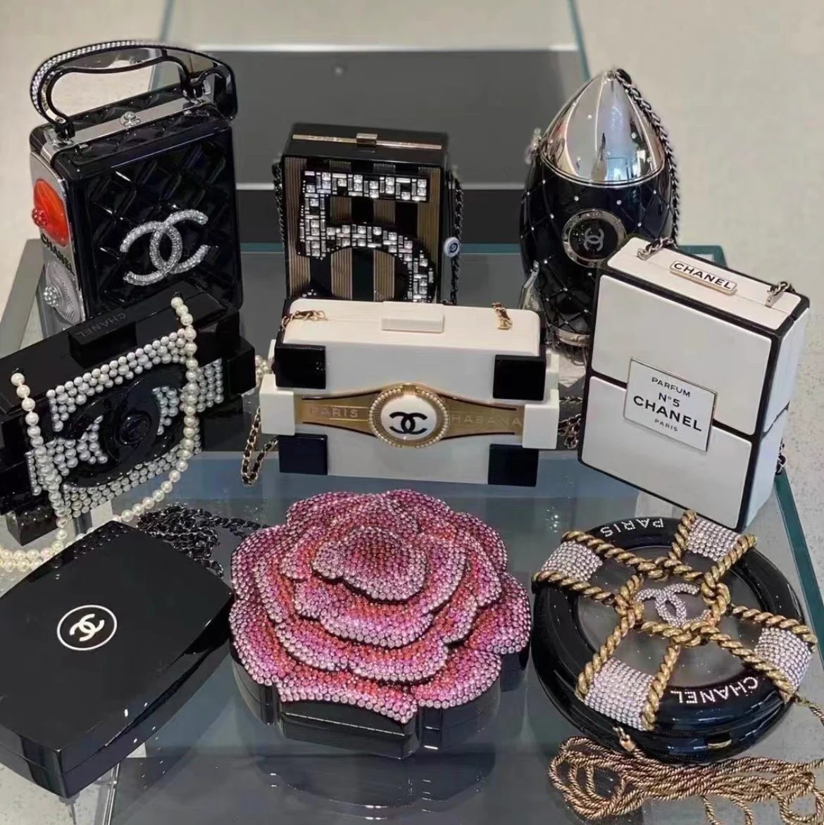 Chanel 2018 Strass in the forest Camellia Evening bag in pink - Image 8