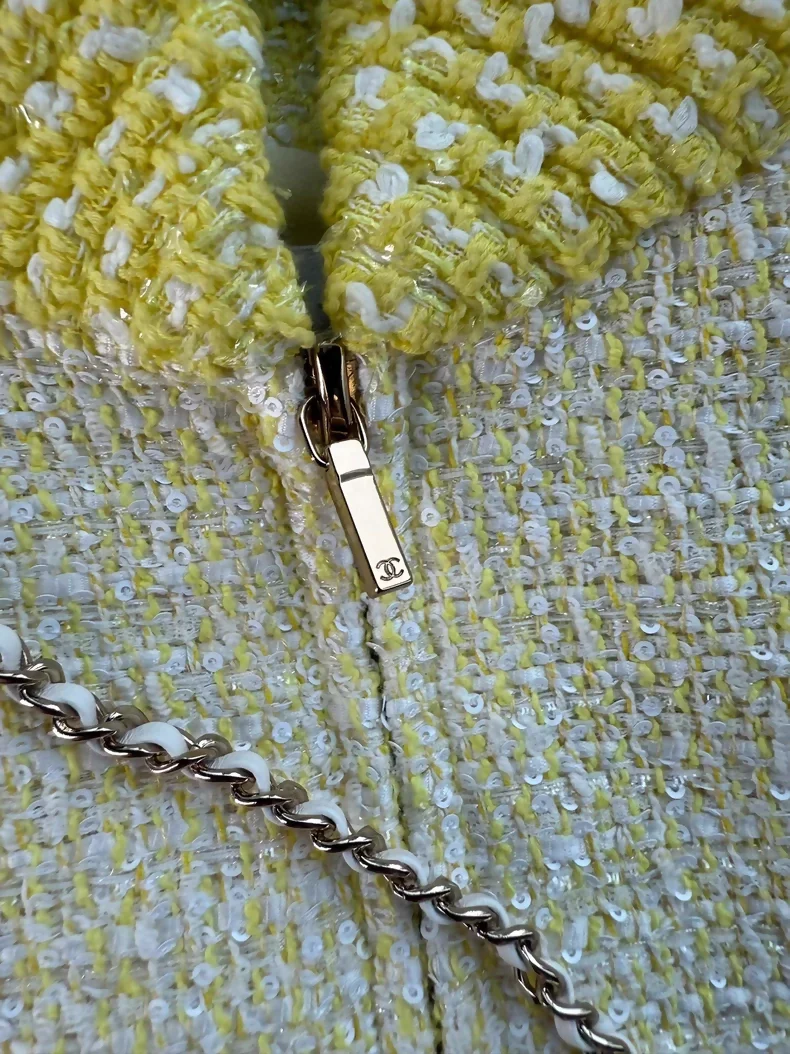 Chanel 2019 Beach Collection Yellow Sequined tweed Jacket - Image 3