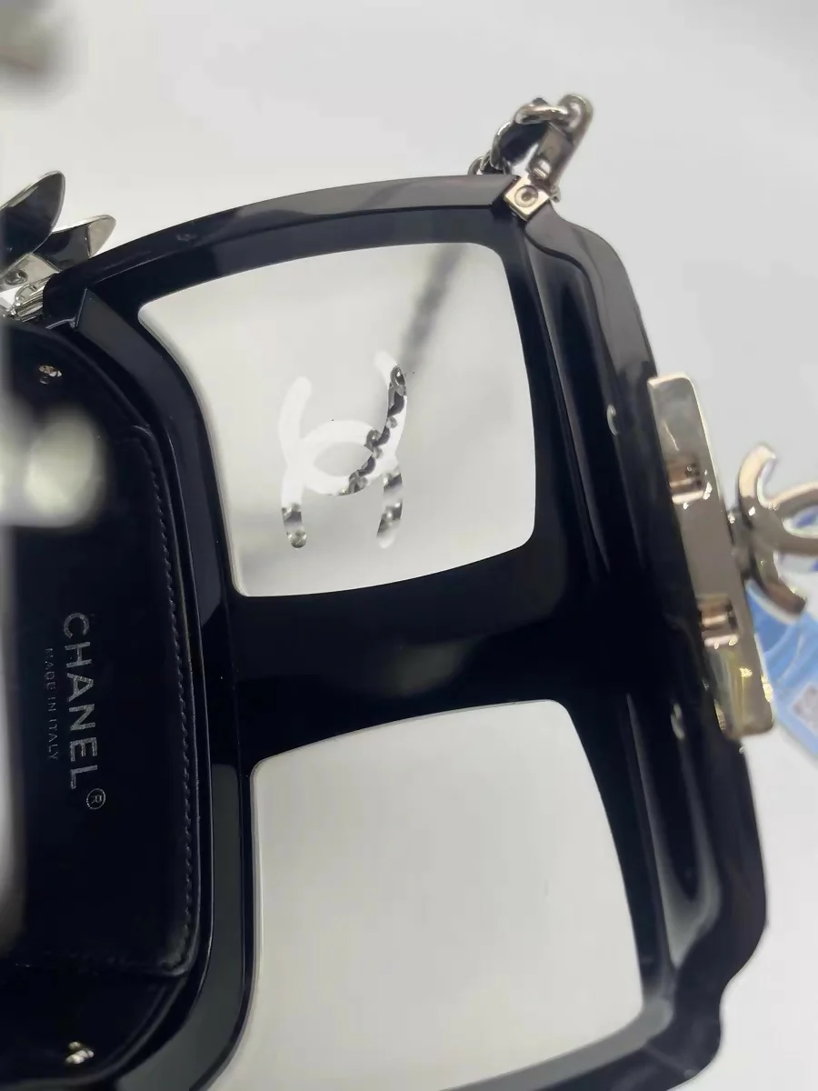 Chanel 2019 Black Gondola Minaudière Evening in the Mountain Clutch Bag - Image 10
