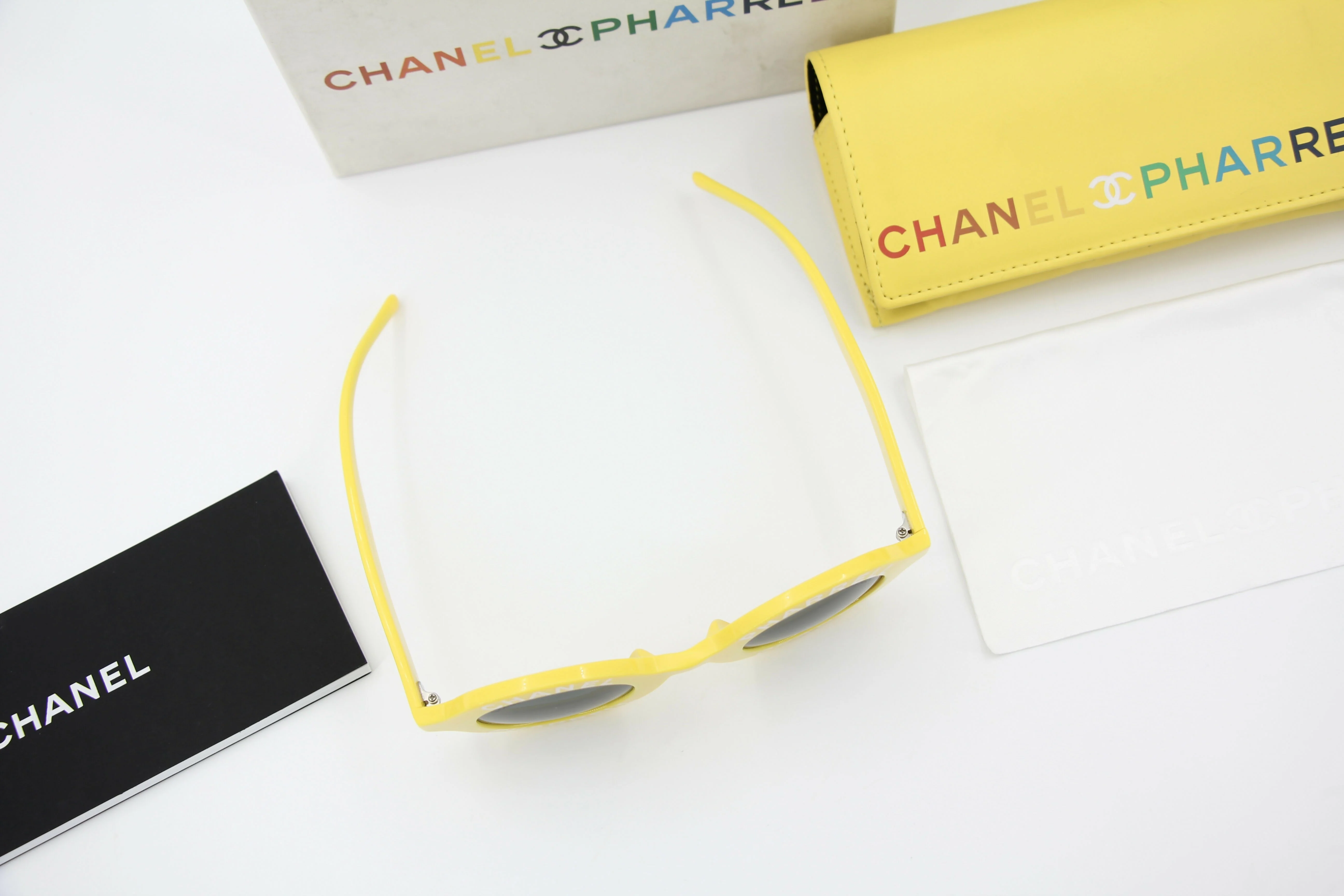 Chanel 2019 CC Pharrell Yellow Sunglasses - Image 3