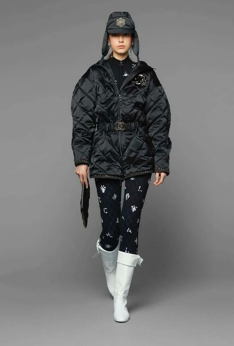 Chanel 2019 Coco Niege Après-ski Ski Motif Leggings Pants FR 38 - Image 4