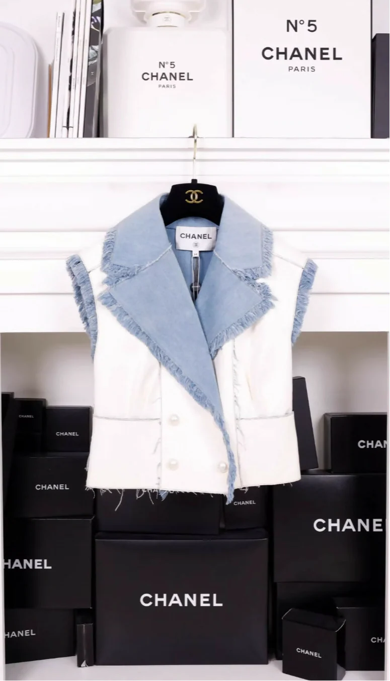 Chanel 2019 Cruise Collection Denim and Leather White Vest
