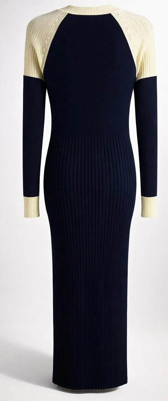 CHANEL 2019 MAXI BLACK CREAM WOOL SWEATER DRESS FR 44 - Image 2