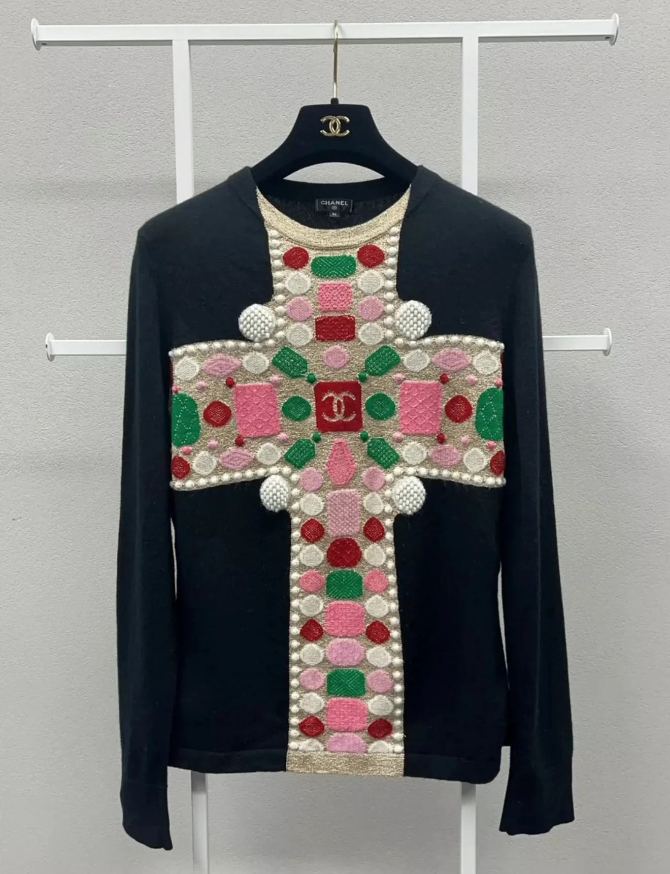Chanel 2020 Fall/Winter Black Cashmere Knit Top - Image 5
