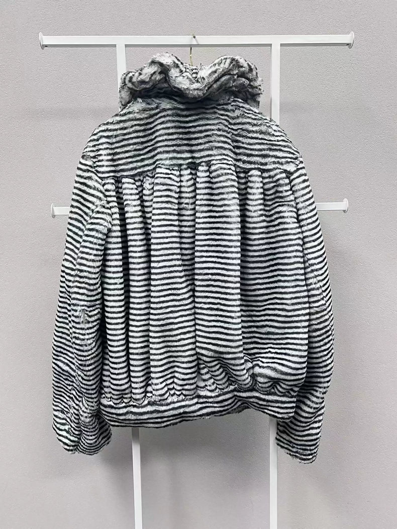 Chanel 2020 black & white fur striped jacket - Image 2