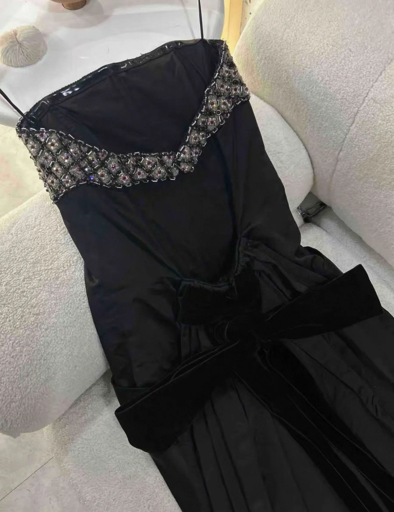 Chanel 2021 black sequined embroidered satin dress - Image 3