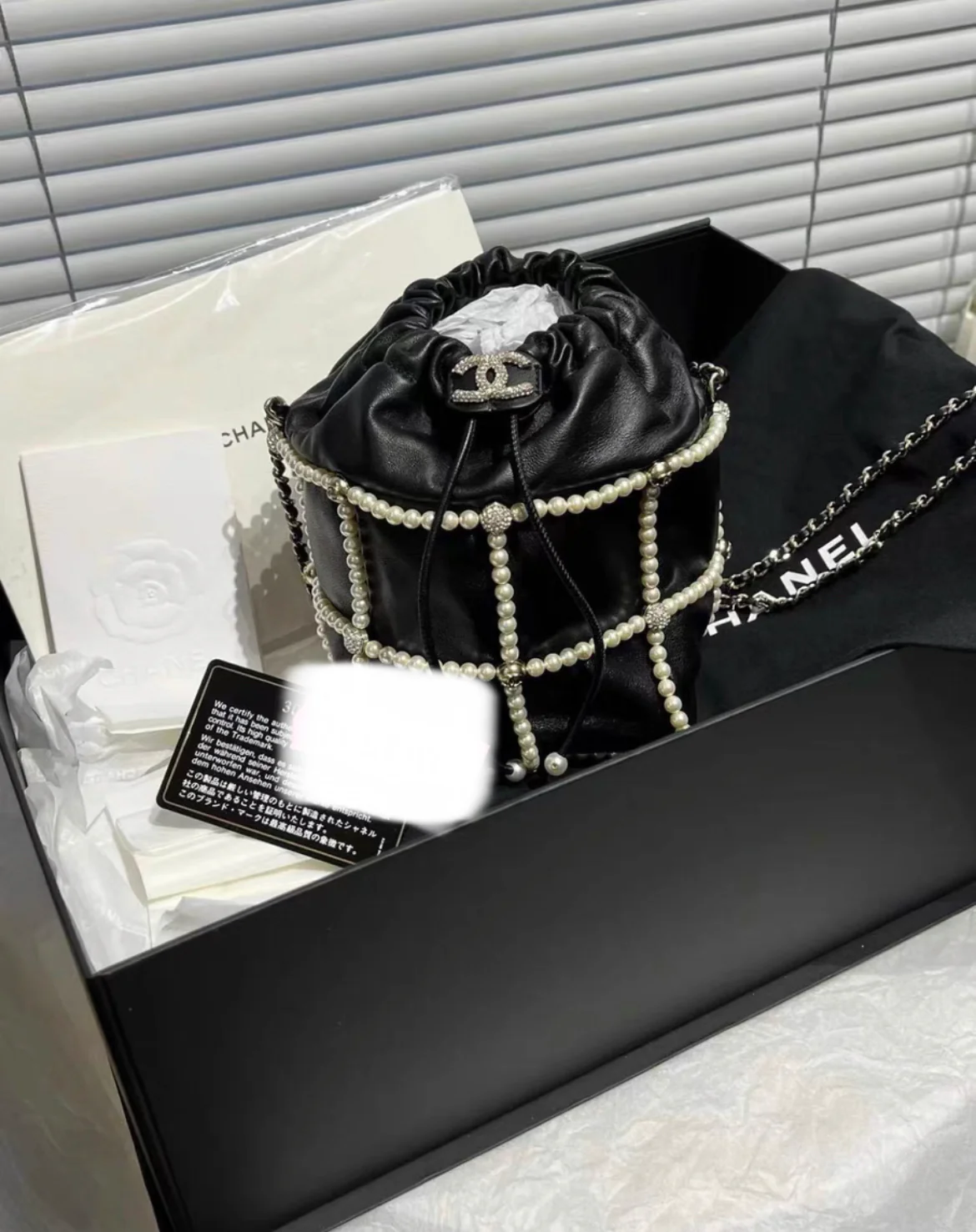 CHANEL 2021 BUCKET CRYSTAL CC LOGO PEARL CHAIN BAG LAMBSKIN BLACK - Image 2