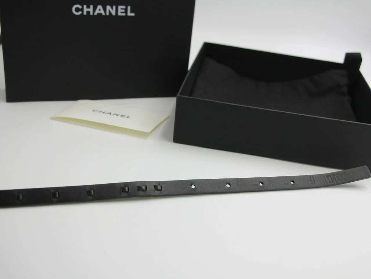 Chanel 2022 Genuine Leather Bow Belt - Image 5
