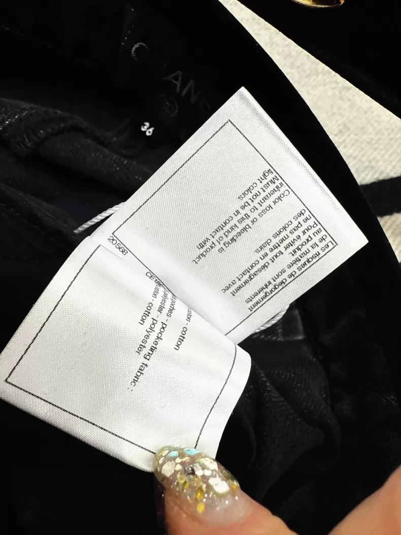 Chanel 20A black and grey velvet patchwork denim jeans - Image 5