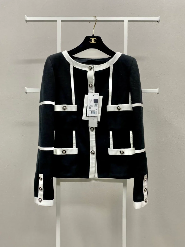 Chanel 20A black and white jacket