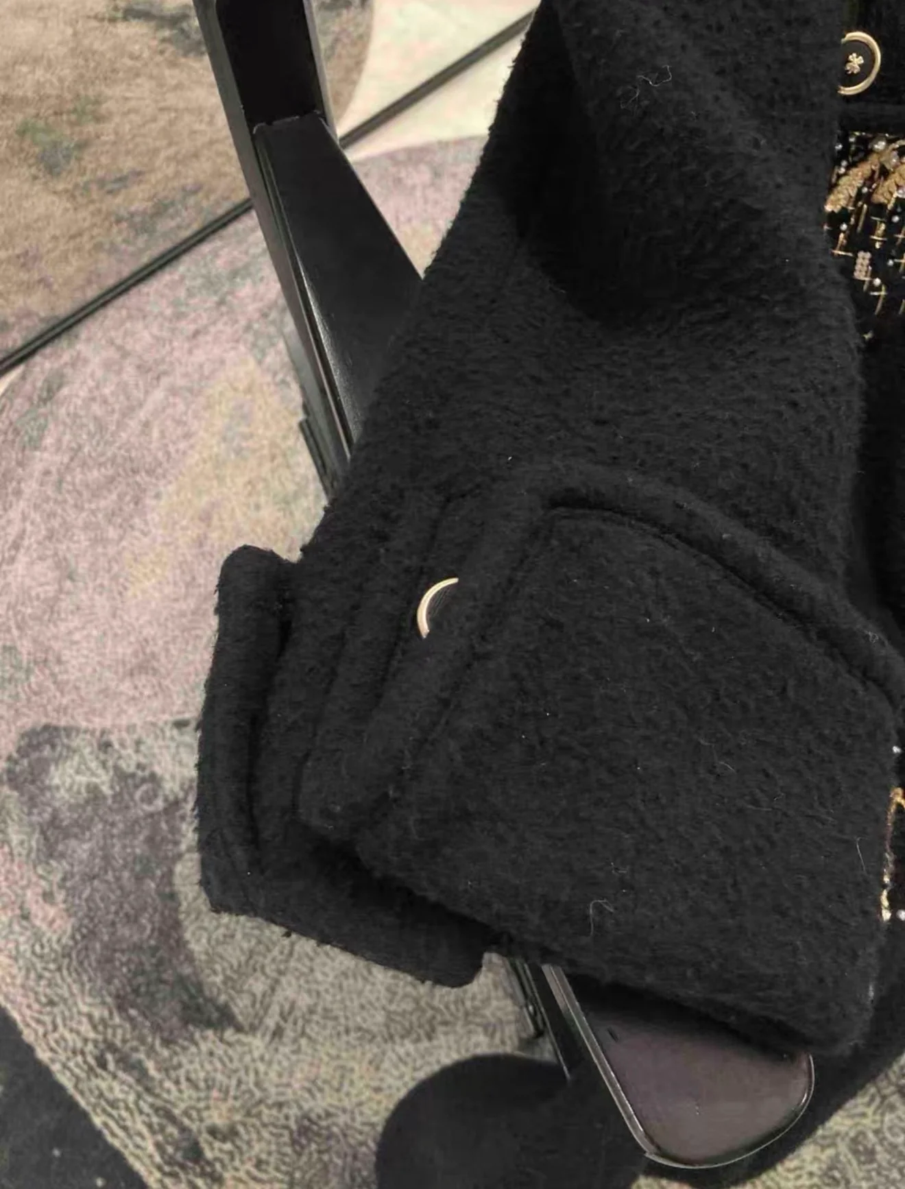 Chanel 20A black coat with gold embroidery details 38FR - Image 8