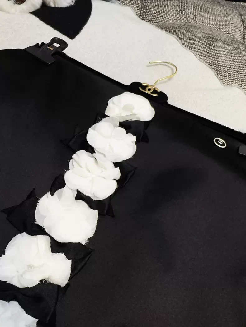 Chanel 20A Black Satin Camellia Skirt - Image 4
