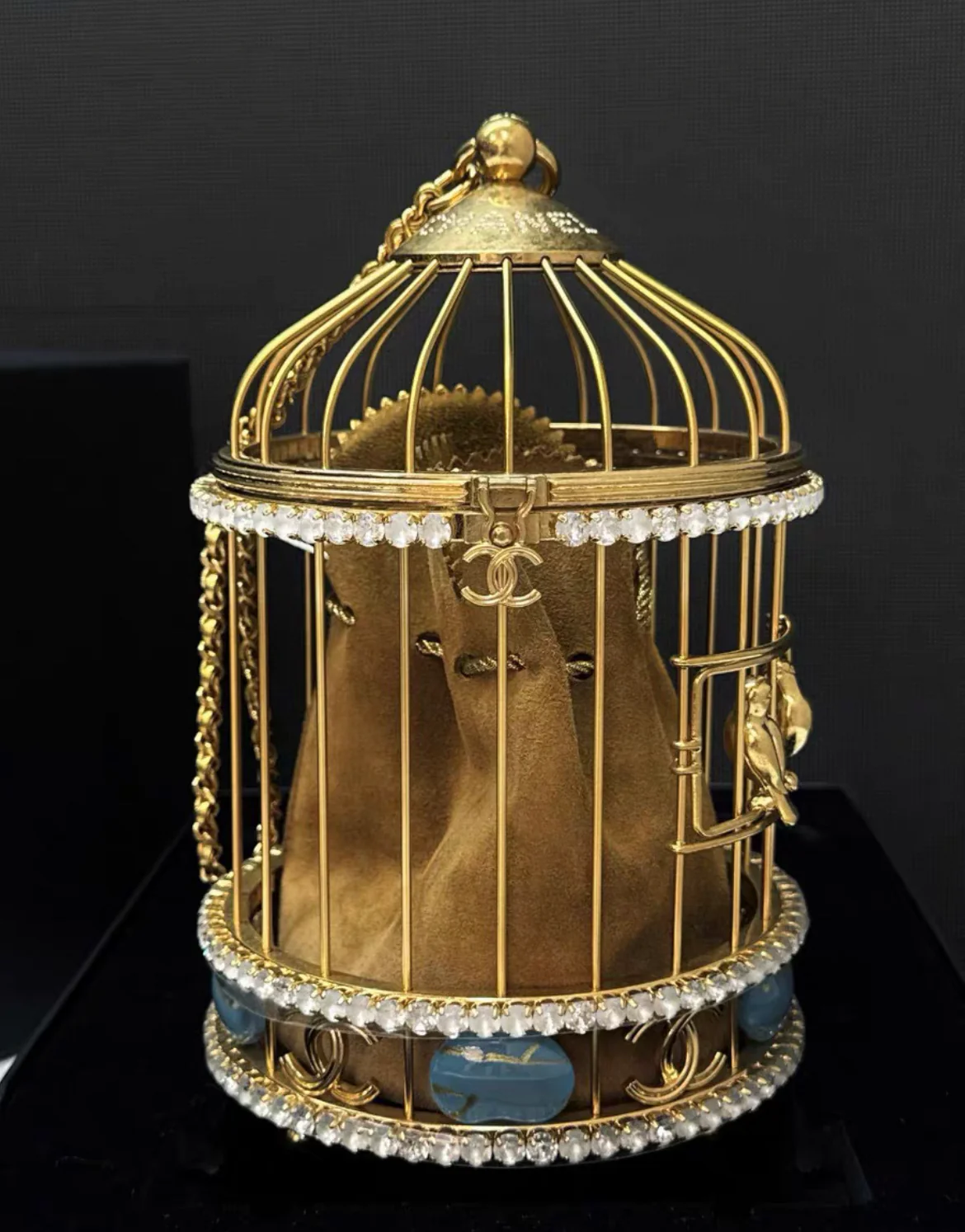 Chanel 20A Minaudière Love Bird Cage Aged Gold Hardware - Image 2