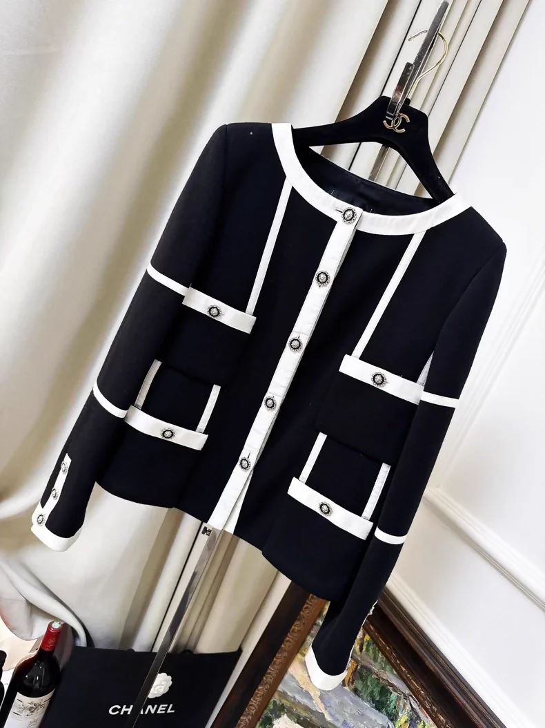 Chanel 20A black and white jacket