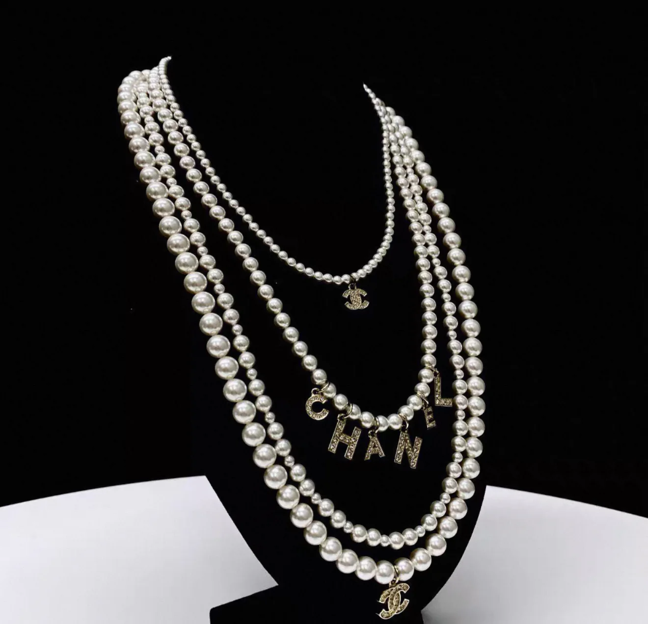 Chanel 20B Double C Diamond Pearl Necklace - Image 4