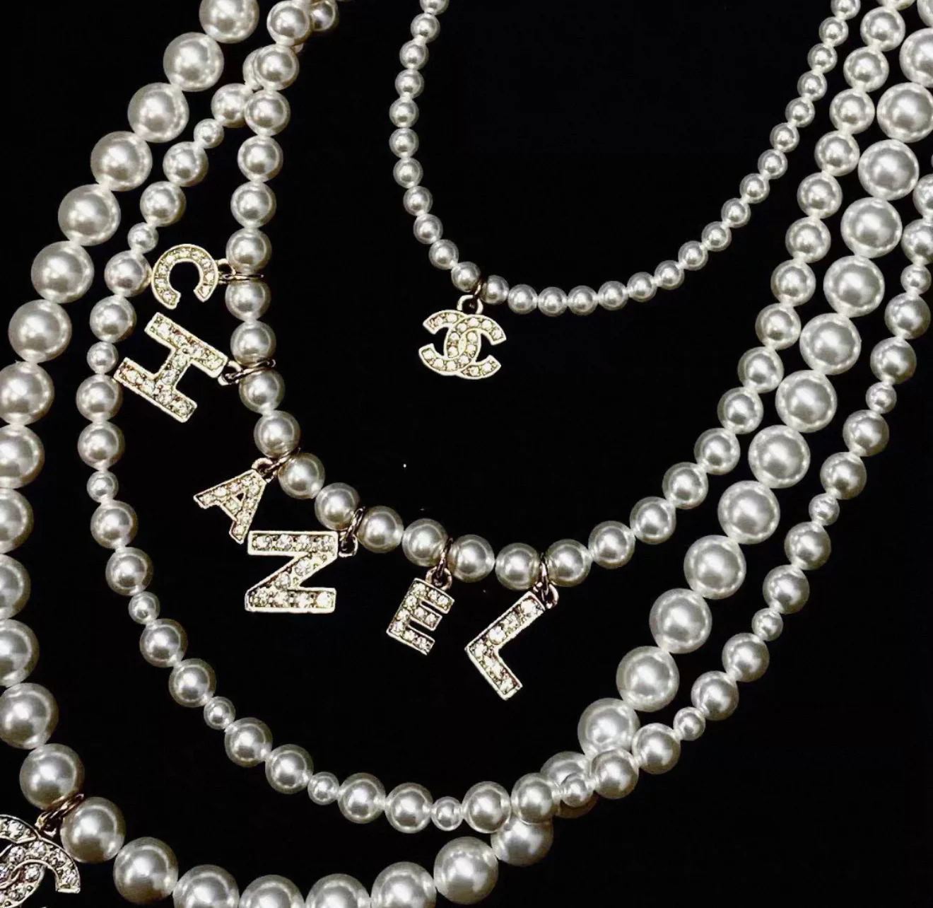 Chanel 20B Double C Diamond Pearl Necklace - Image 5