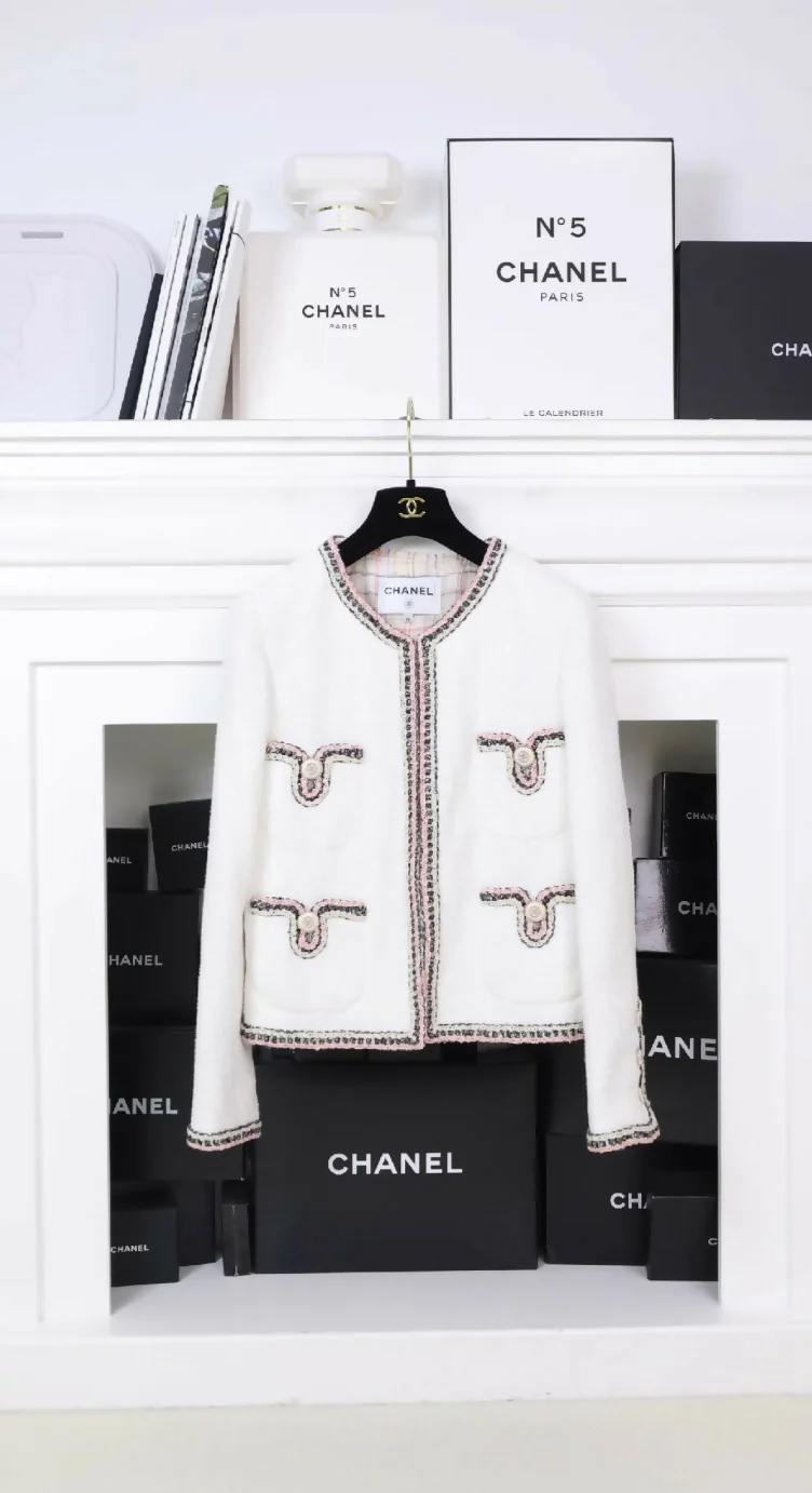 Chanel 20C white Tweed Jacket