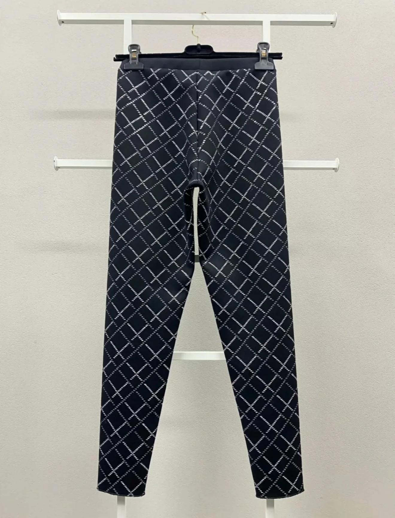 Chanel 20C Glittered Jersey Leggings - Image 3