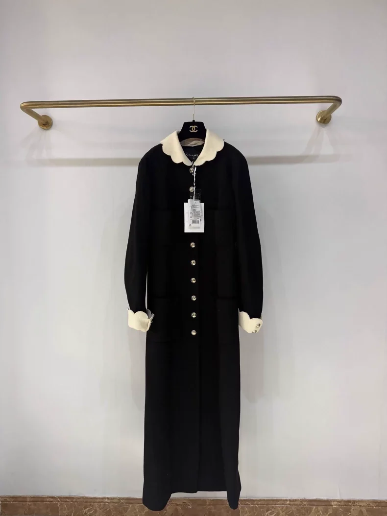 Chanel 20K black Long dress