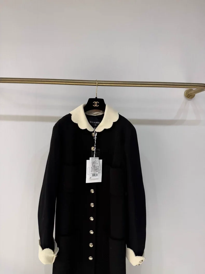Chanel 20K black Long dress - Image 2