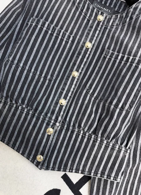 Chanel 20K Blue/Grey Striped Denim Jacket - Image 3