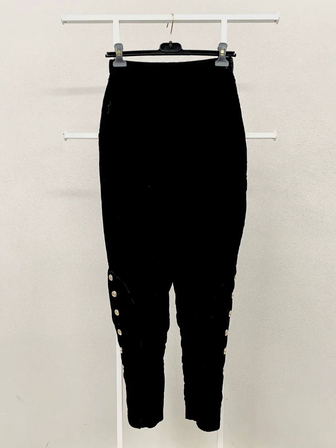 Chanel 20k velvet black buttoned trousers - Image 2