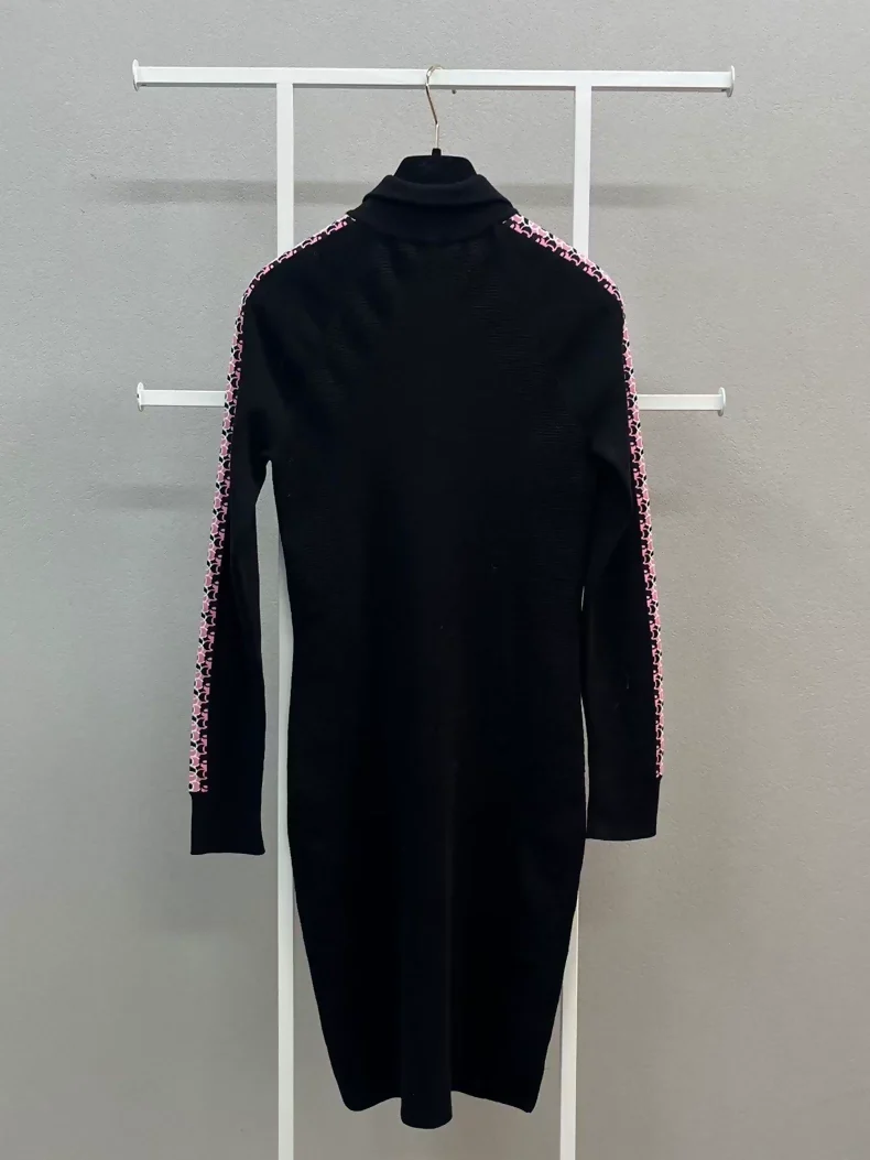 Chanel 20N black knitted dress - Image 2