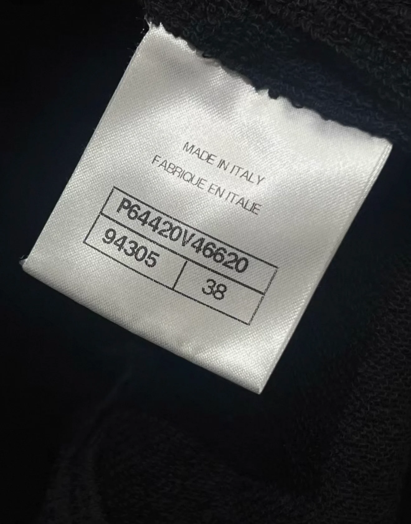 Chanel 20P black cardigan and skirt set - Image 4
