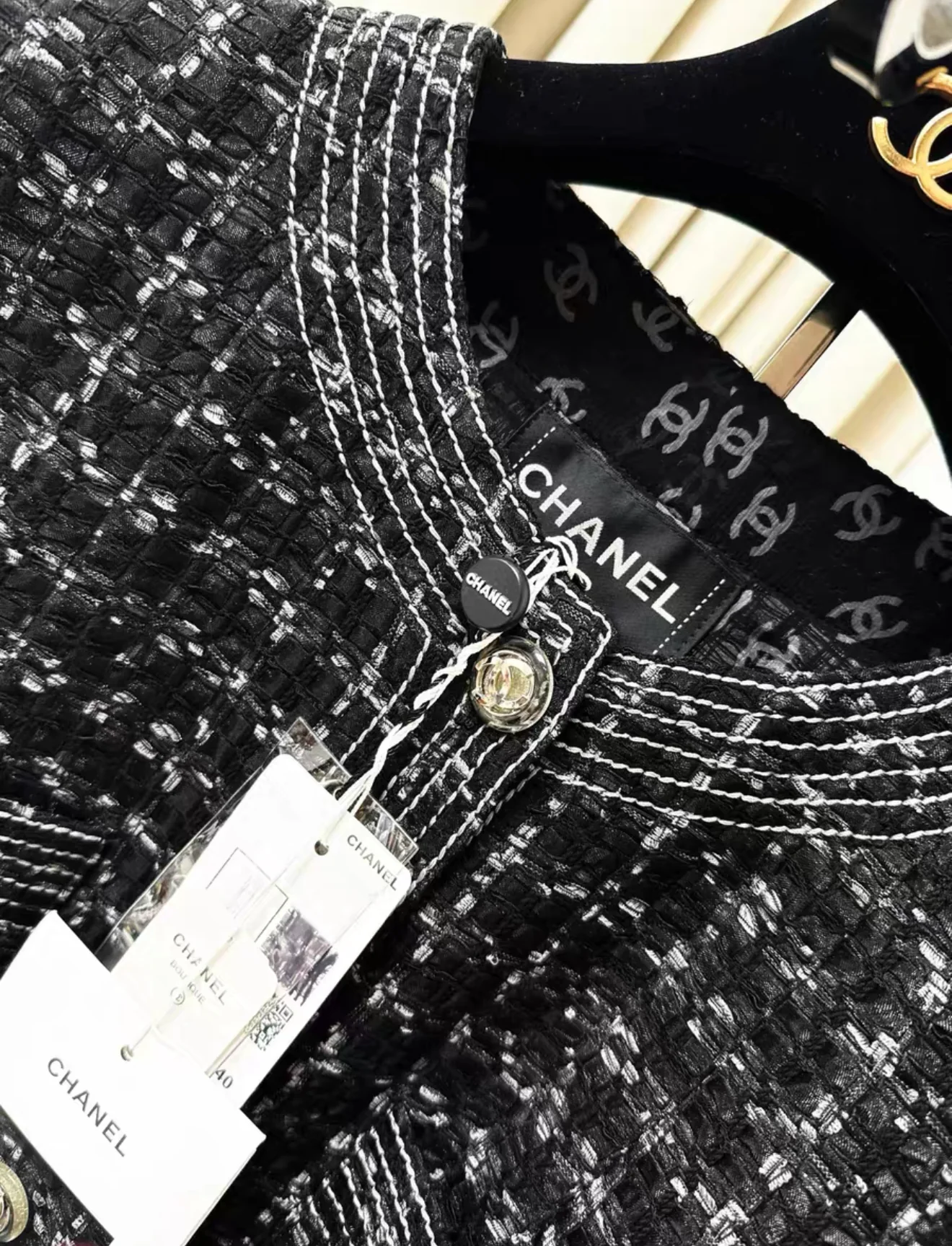 Chanel 20p black houndstooth long coat - Image 4