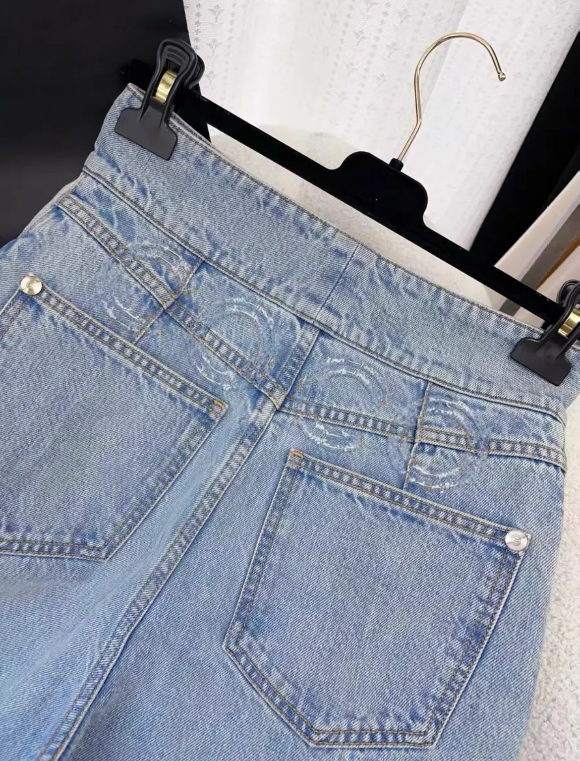 Chanel 20P blue denim wide-leg pants size 38 - Image 4