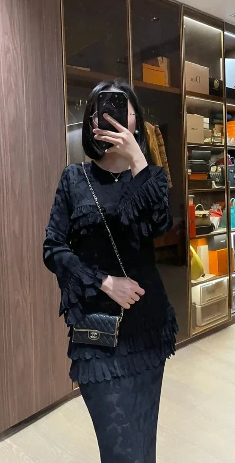 Chanel 20P black lace dress - Image 7