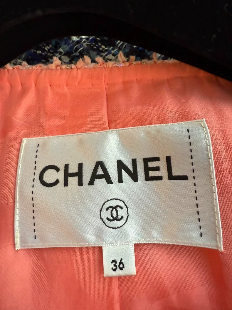 Chanel 20p orange tweed set - Image 3