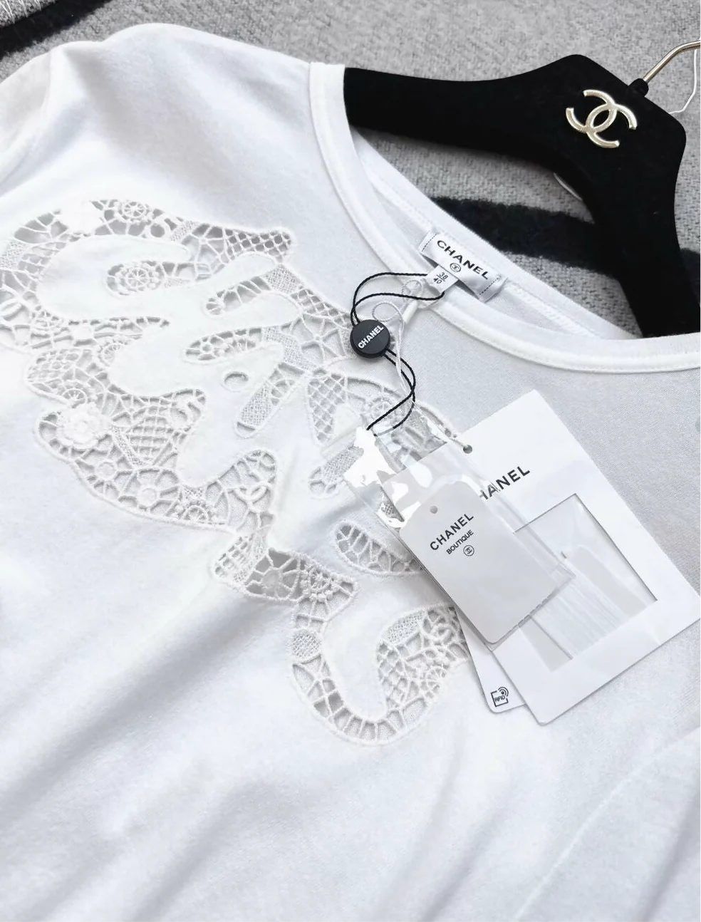 Chanel 20P white top - Image 3