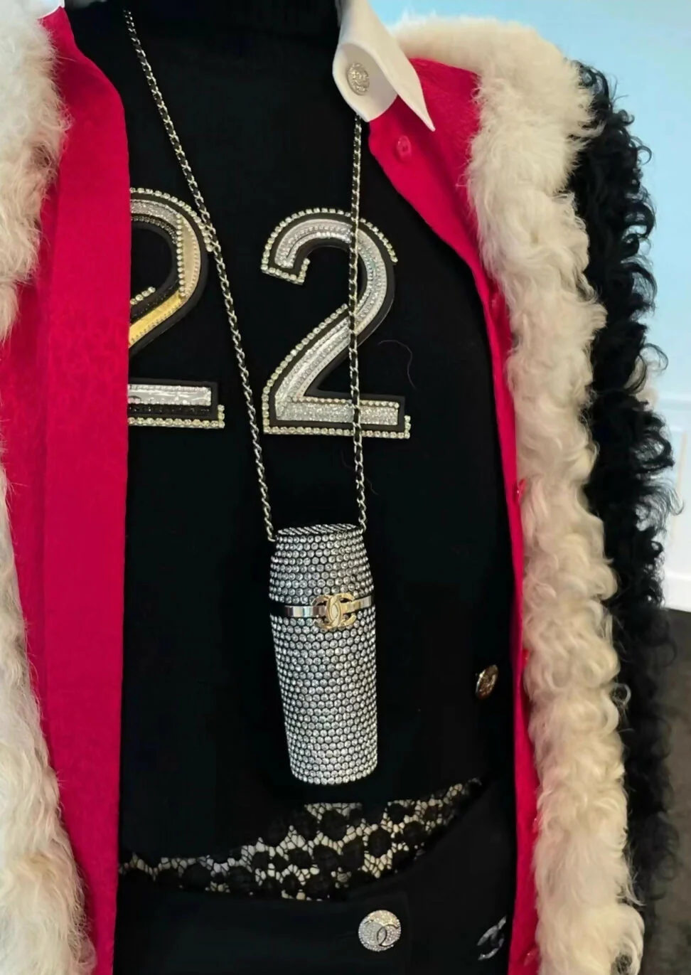 Chanel 21N coco neige full diamonds lipstick necklace bag - Image 3
