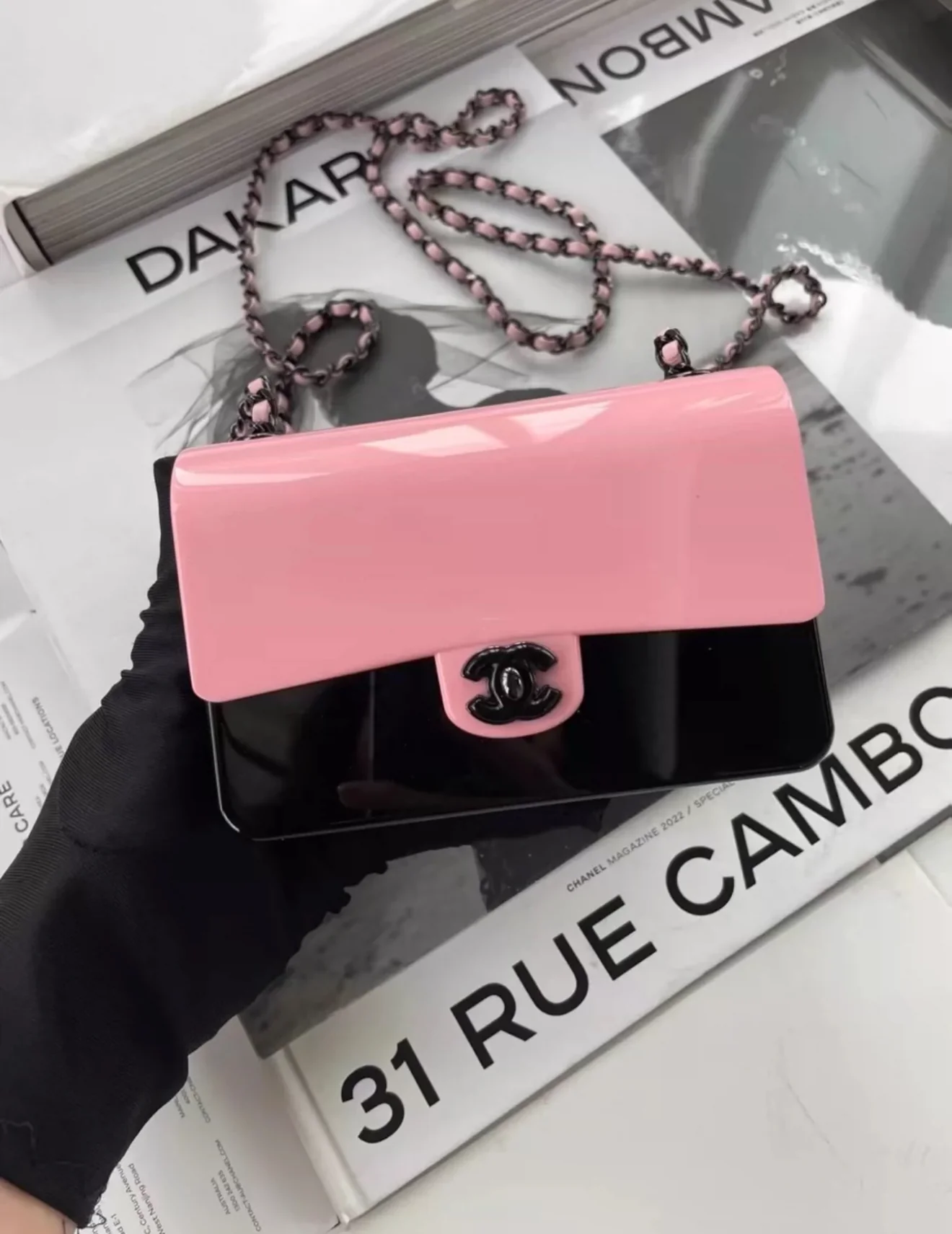 Chanel 21 black and Pink acrylic box minaudière - Image 2
