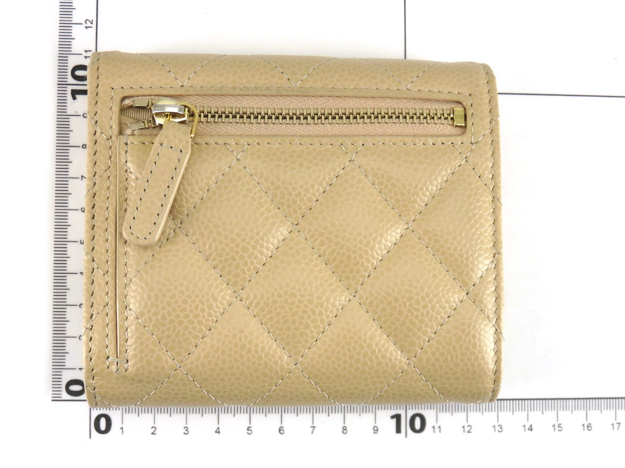 Chanel 21-Year-Old Milk Tea Gold Buckle Caviar Cowhide Classic Three-Fold Short Clip - Image 2