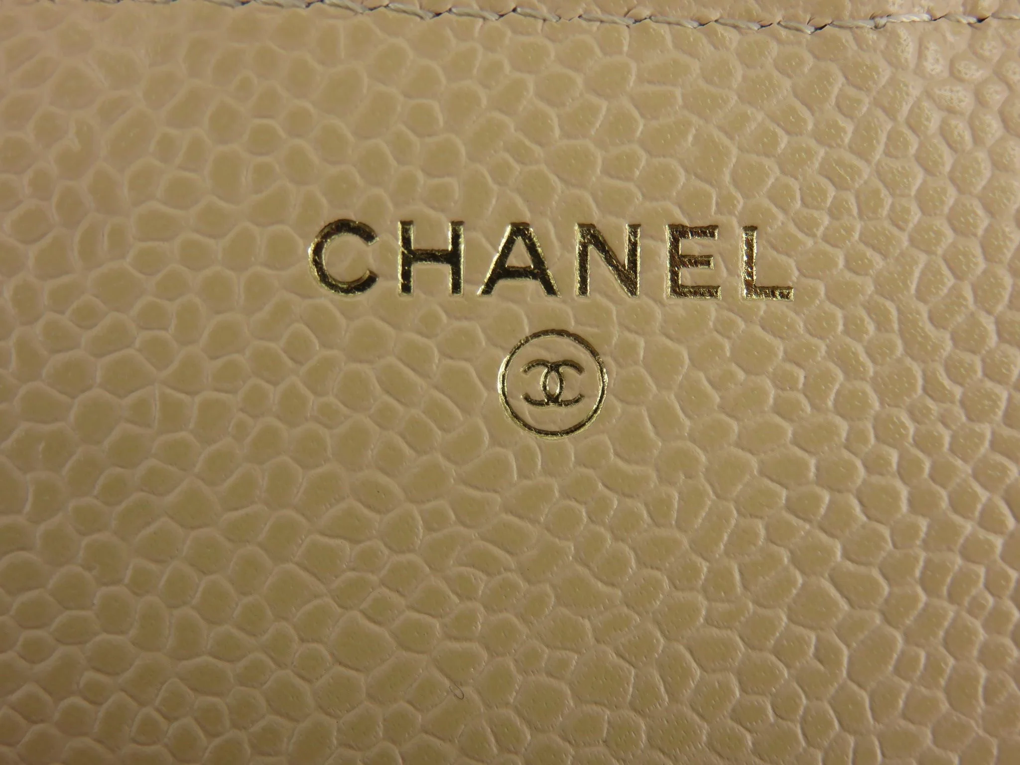 Chanel 21-Year-Old Milk Tea Gold Buckle Caviar Cowhide Classic Three-Fold Short Clip - Image 5