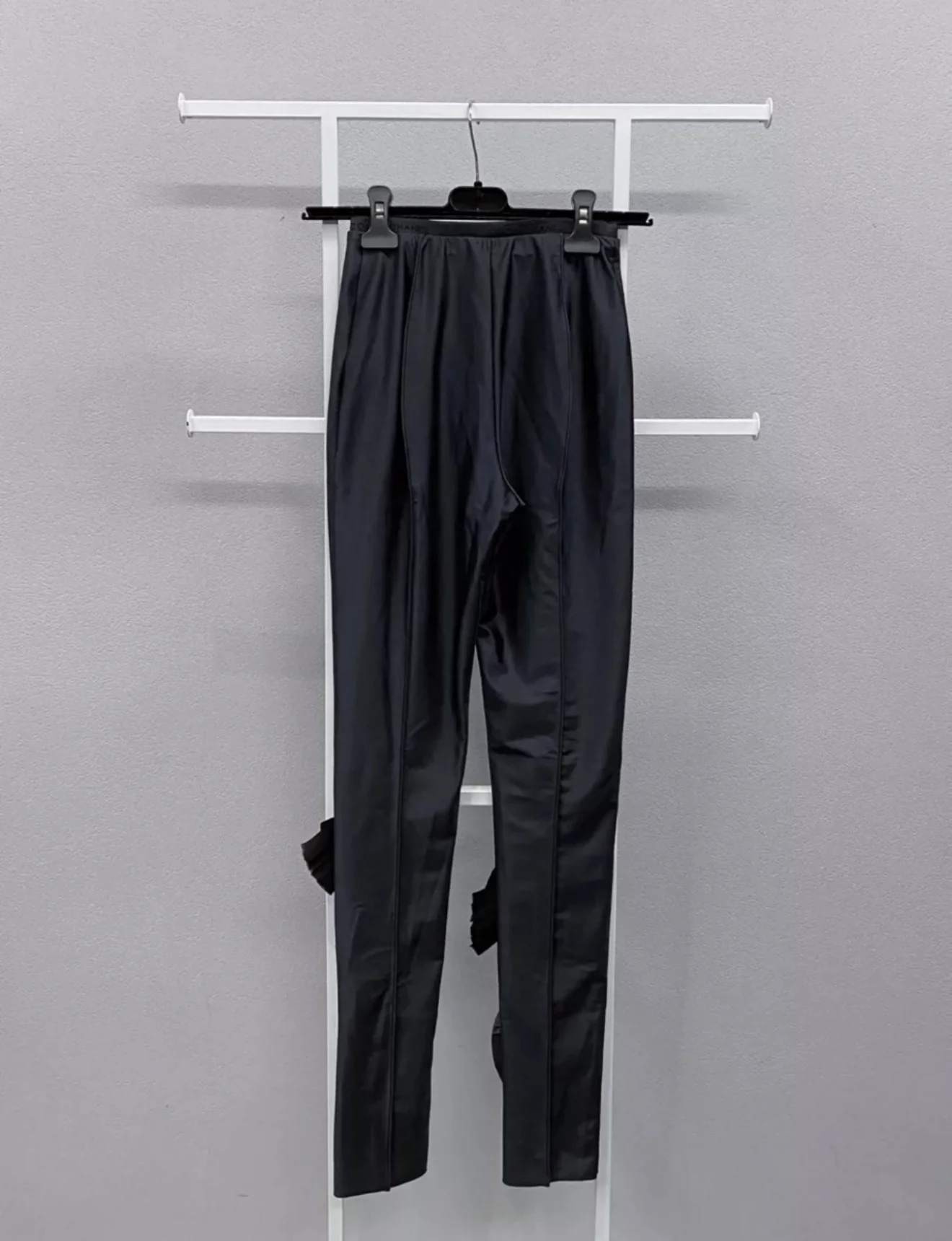Chanel 21A Black Leggings - Image 2