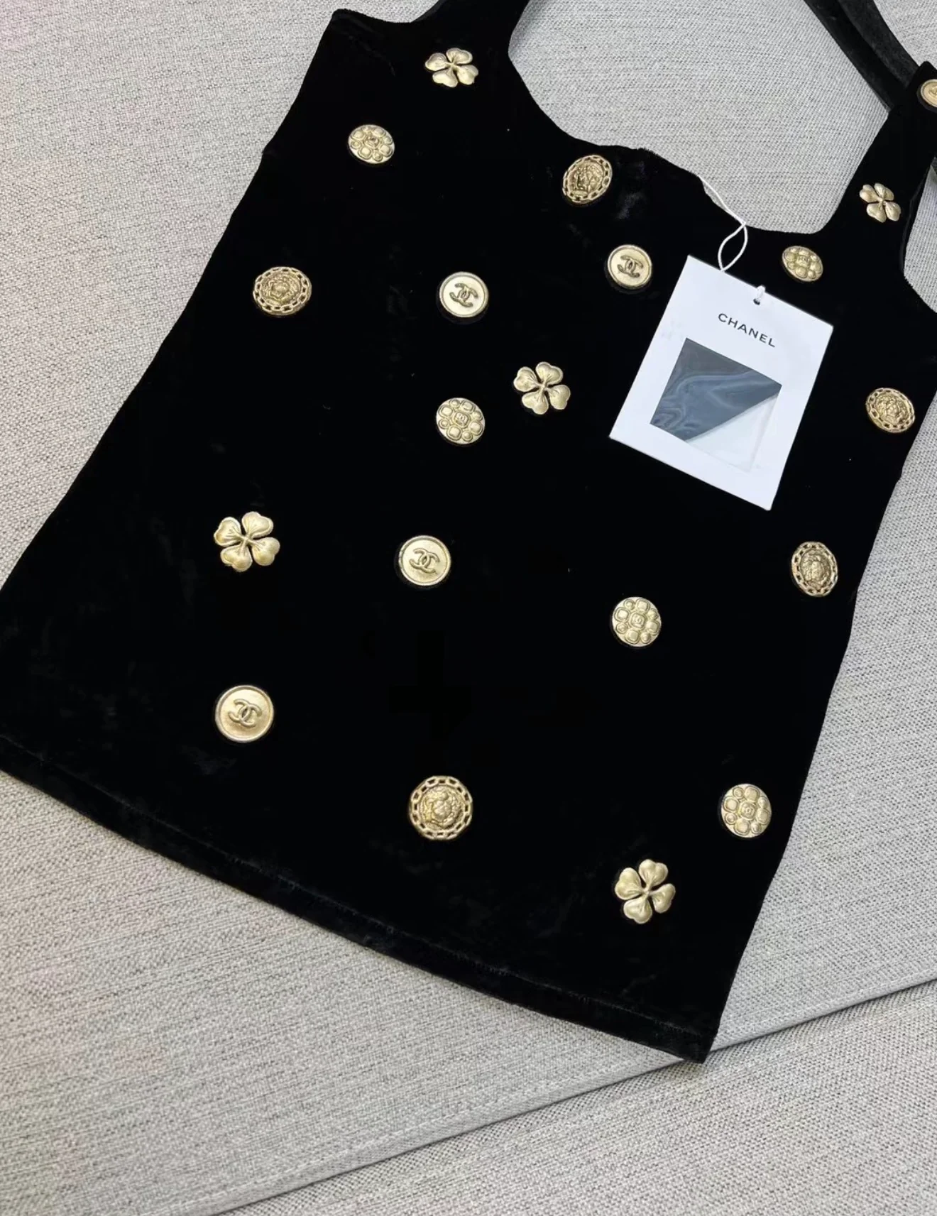 Chanel 21A black Velvet top - Image 3