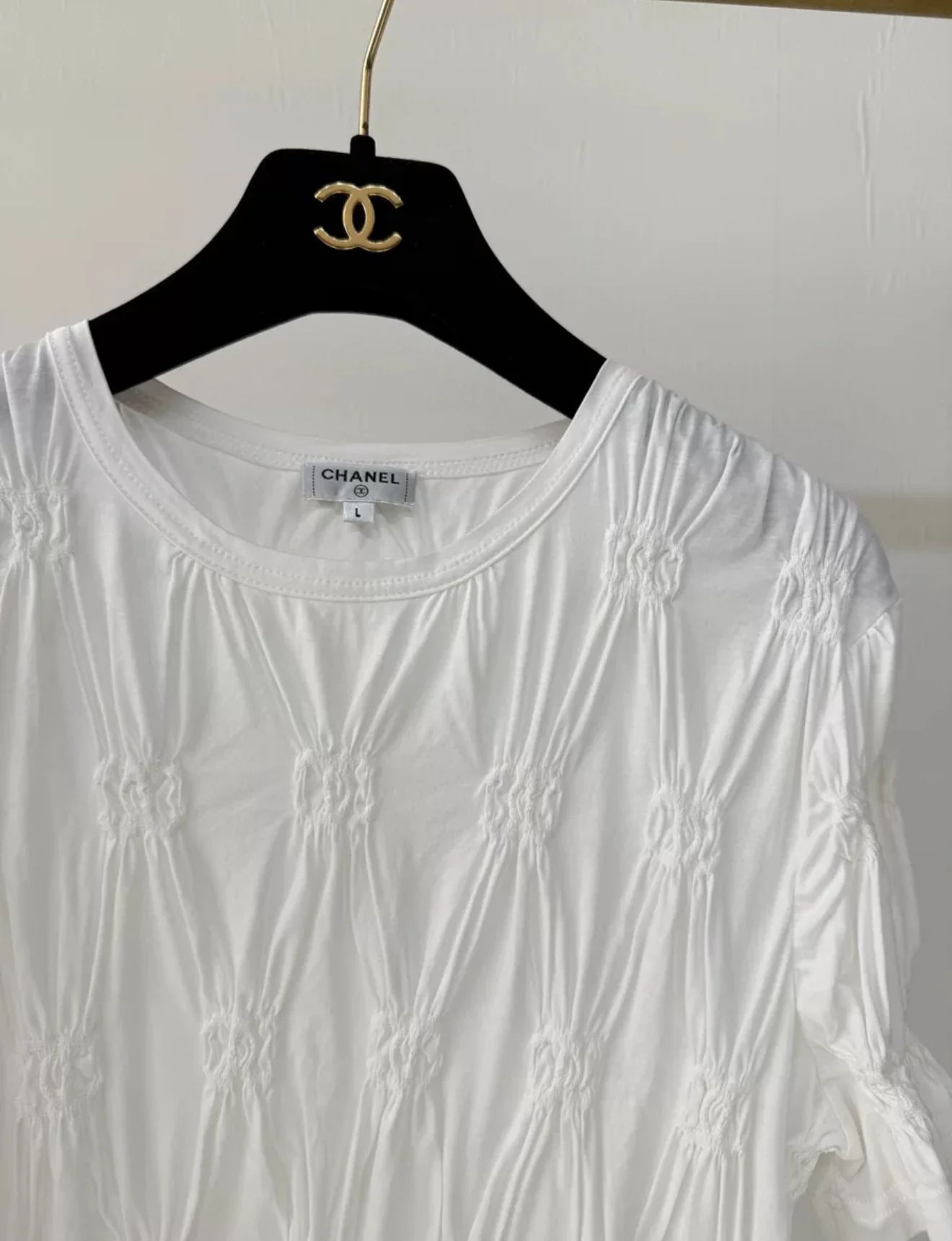 Chanel 21A Pleated White Top - Image 2